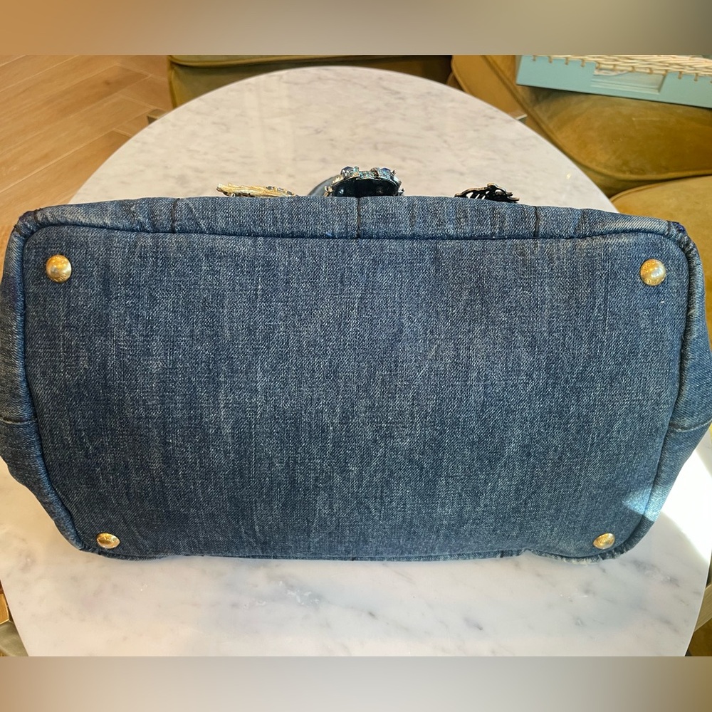 Prada Denim Canapa pre-owned tote embellished w/13 exotic animal brooches, L - Picture 8 of 16